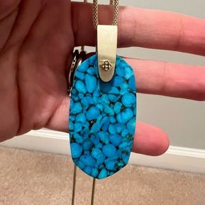 EUC Kendra Scott Turquoise adjustable necklace with bronze vein detailing.
